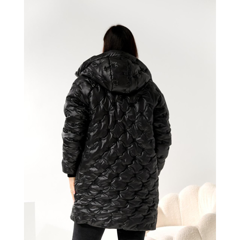 Жіноча зимова куртка з капюшоном Жіноча зимова куртка з капюшоном