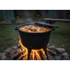 Туристический чугунный котелок 8 л Garden Line на 3 ножках с крышкой и ручкой для переноски (Польша)